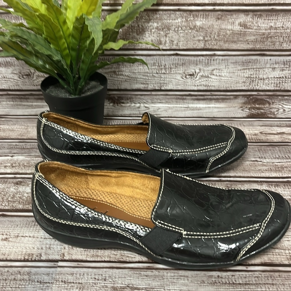 Natural Soul Black Crocodile Pattern Loafers Size 7